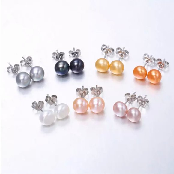 925 Cultured Freshwater Stud Earrings - Picture 5 of 9